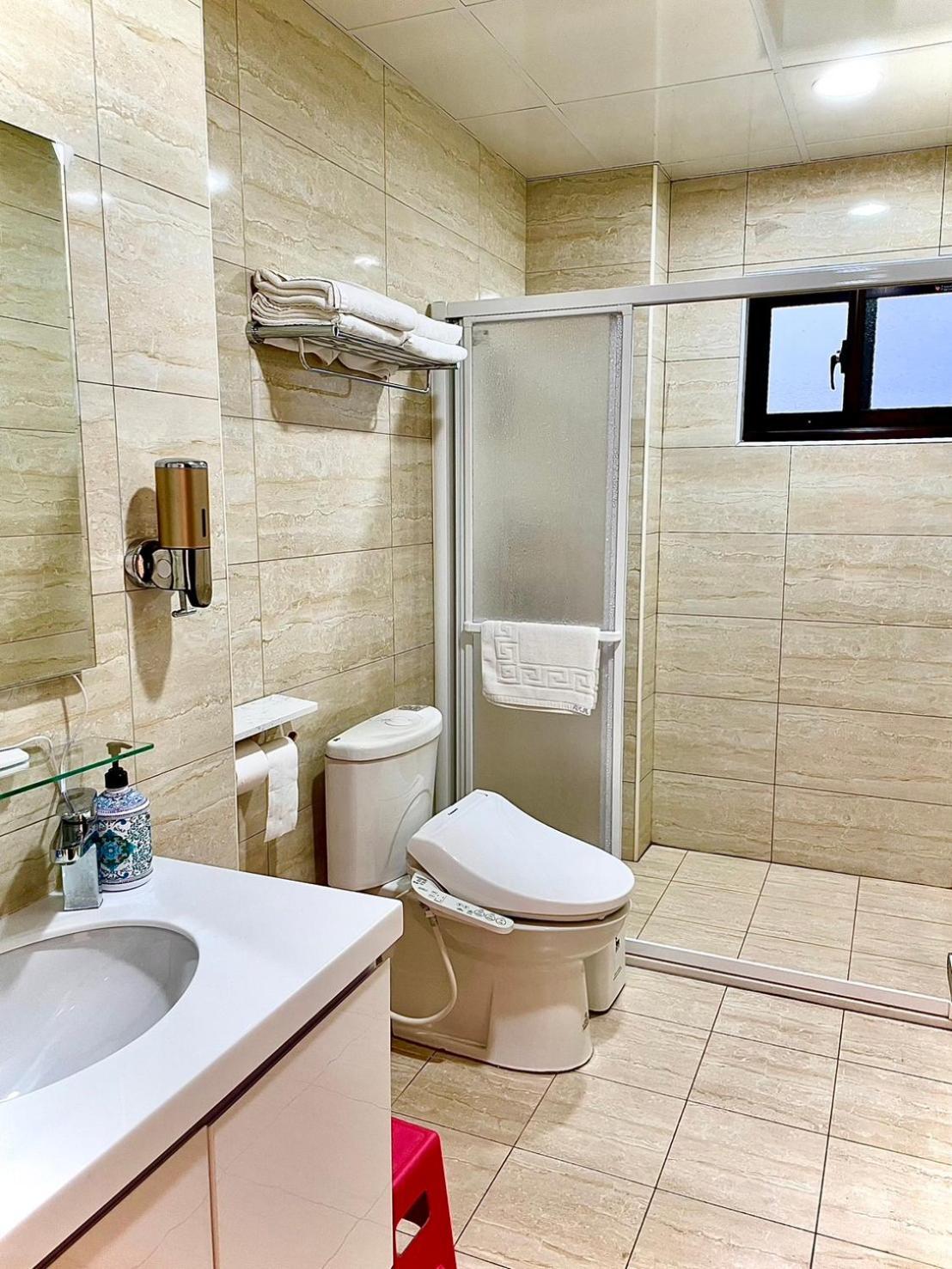 Near Bnb II Wujie Ngoại thất bức ảnh
